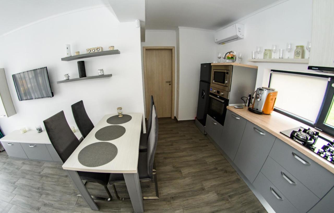 Apart Bun Oradea Luaran gambar